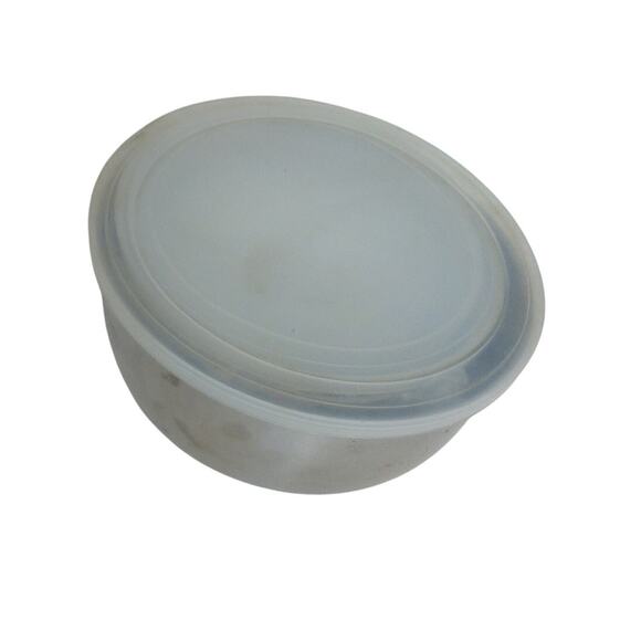 Vintage Stainless Steel Nesting Mixing Bowls With Plastic Lids Set of 5 New READ - Picture 3 of 7